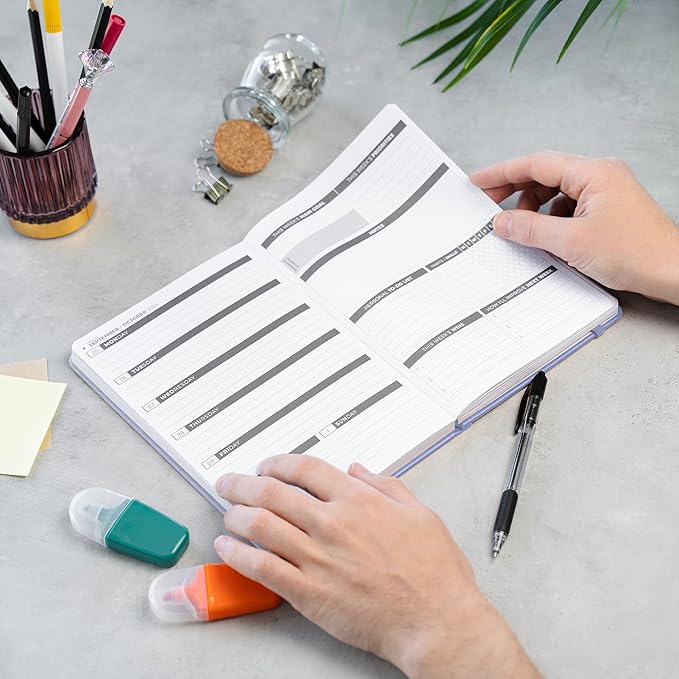 Clever Fox Dated Planner 2025-2026 – Weekly Life Planner Notebook for Goal Setting & Time Management – Planner with Habits Tracker, to-do List & Dated Pages – A5, Lasts 1 Year Lavender)