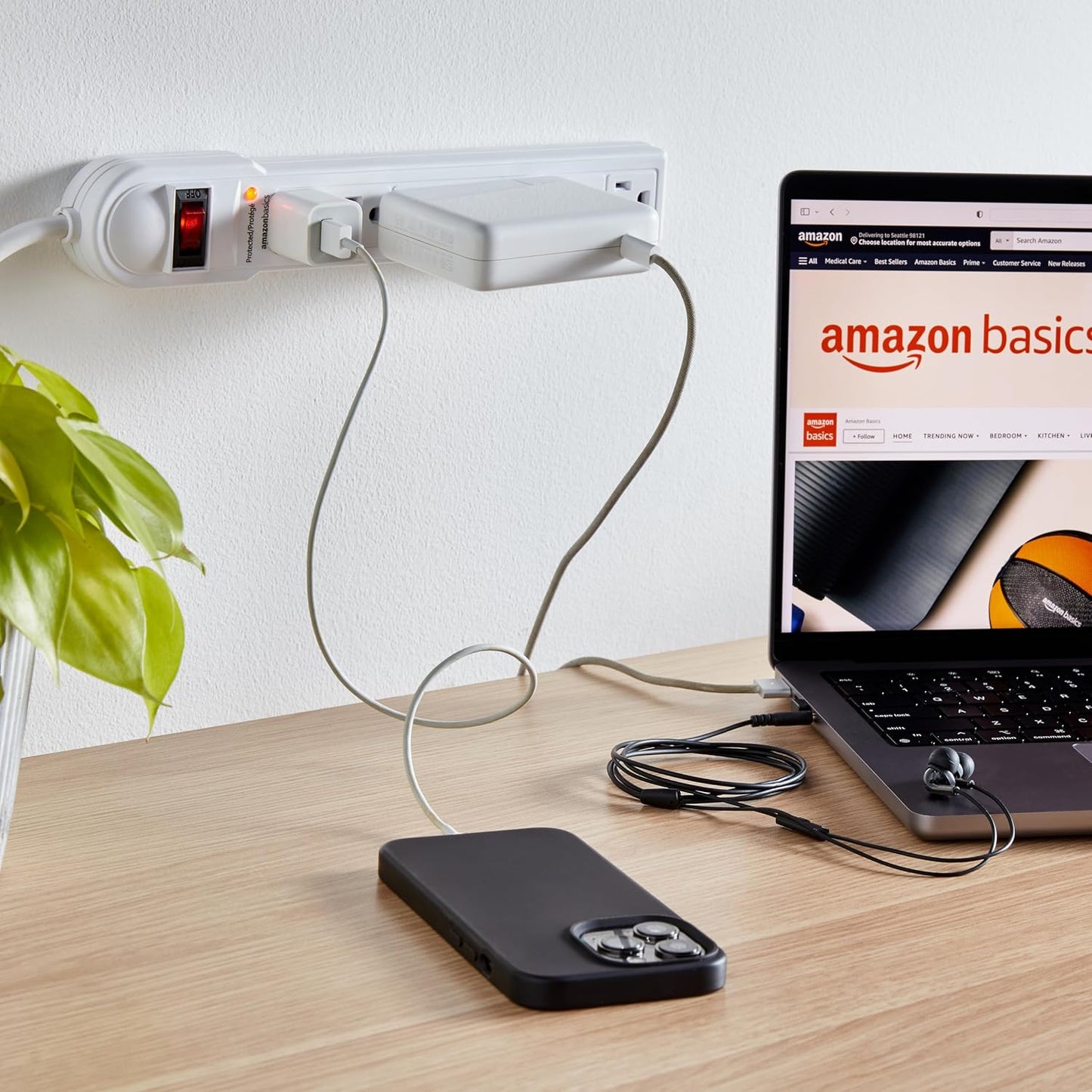 Amazon Basics Surge Protector Power Strip, 6-Outlet, 790 Joules, LED Indicator, 6ft Extension Cord, White