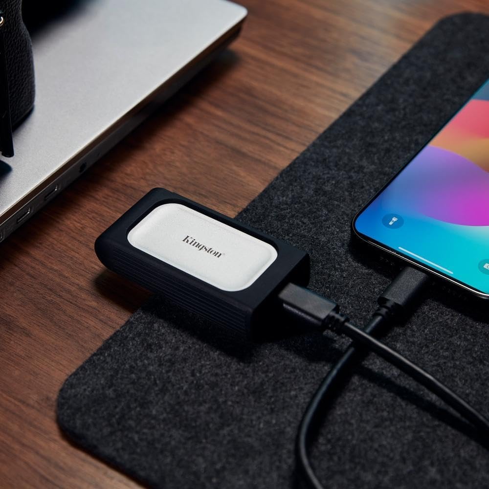 Kingston XS2000 4TB High Performance Portable SSD with USB-C | Pocket-Sized | USB 3.2 Gen 2x2 | External Solid State Drive | Up to 2000MB/s | SXS2000/4000G