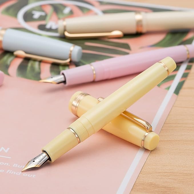 Jinhao 82 Yellow Acrylic Fountain Pen, Iridium Bent Nib Classic Design Smooth Writing Pen with Ink Converter (Gold Trim)