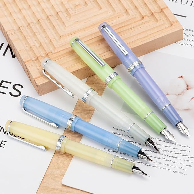 Jinhao 82 Acrylic Fountain Pen, Iridium Fine Nib with Ink Converter, Transparent Green Classic Design Smooth Writing Pen (Silver Trim)