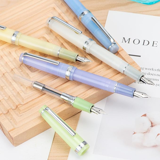 Jinhao 82 Acrylic Fountain Pen, Iridium Fine Nib with Ink Converter, Transparent Green Classic Design Smooth Writing Pen (Silver Trim)