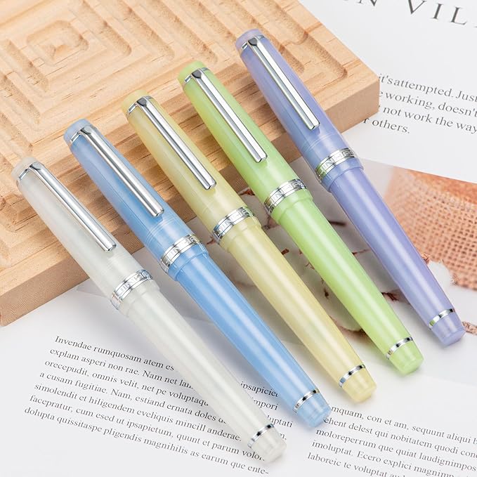 Jinhao 82 Acrylic Fountain Pen, Iridium Extra Fine Nib with Ink Converter, Transparent Ivory White Classic Design Smooth Writing Pen (Silver Trim)