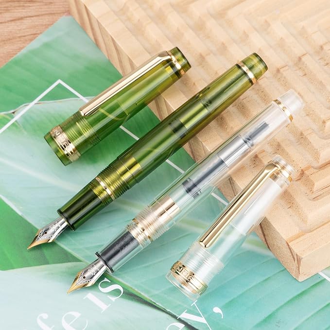 Jinhao 82 Acrylic Fountain Pen, Iridium Fine Nib with Ink Converter, Transparent Olive Green Classic Design Smooth Writing Pen (Gold Trim)