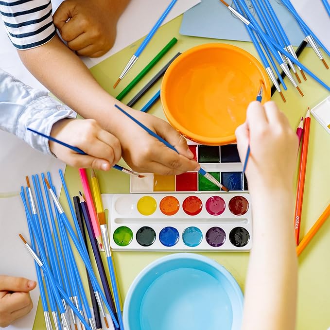 Paint Brushes Set for Acrylic Painting, 15 Pcs Flat and 15 Pcs Round Art Paint Brush Acrylic Painting Brush, Paint Brushes for Kids Adults Oil Watercolor Rock Painting Body Face Nail Art