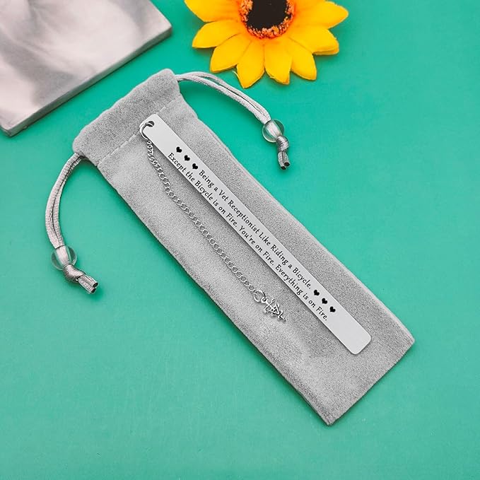 Veterinarian Appreciation Bookmark Vet Receptionist Gift Vet Tech Gift Animal Rescue Vet Nurse Gifts Graduation Bookmark Gift Veterinary Assistant Veterinary Student Veterinary Week Bookmark Gift