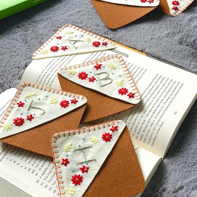 Personalized Hand Embroidered Corner Bookmark, Bookmarks for Women, Personalized Bookmark for Books, Cute Flower Book Mark, Hand Stitch Gift for Women for Book Lovers by HNQCPCVU (N, White)