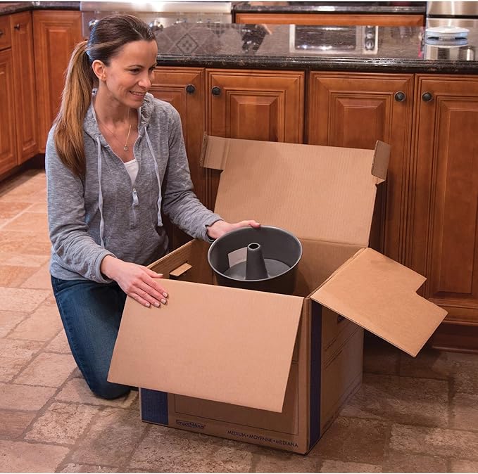 Bankers Box Medium Prime Moving Box 8 Pack, Reinforced Handles, Tape-Free Assembly, Attached Lid, 18-in x 15-in x 14-in (0062806)
