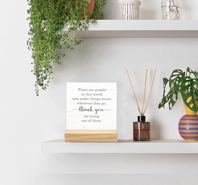 Inspirational Desk Decor, Thank You Wooden Plaque Sign Desk Decor with Wooden Stand for Home Office Bedroom Decor, Birthday Thanksgiving Appreciation Gifts for Family Friend Coworker Teacher